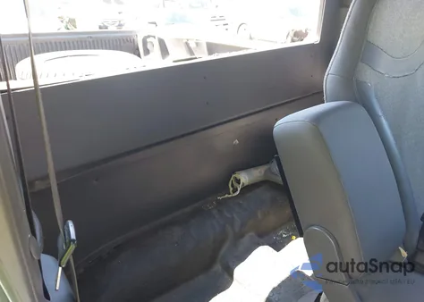 2001 Ford Ranger Edge/Xlt from USA, damaged, VIN 1FTYR14E31PA88409